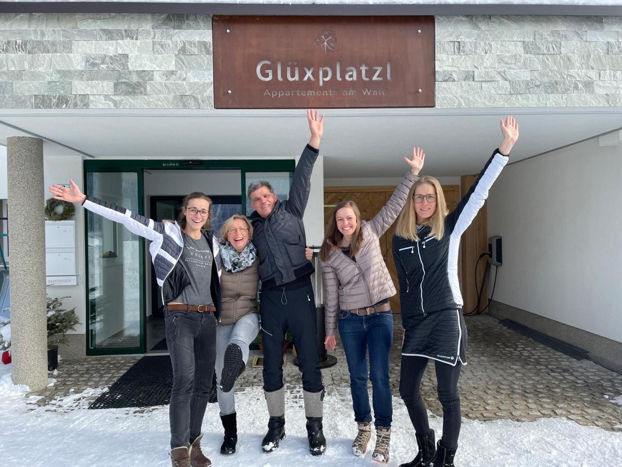 Gluexplatzl Appartements Am Wald ซังต์ มาร์ติน อัม เทนเนนเกอเบียร์เกอ ภายนอก รูปภาพ