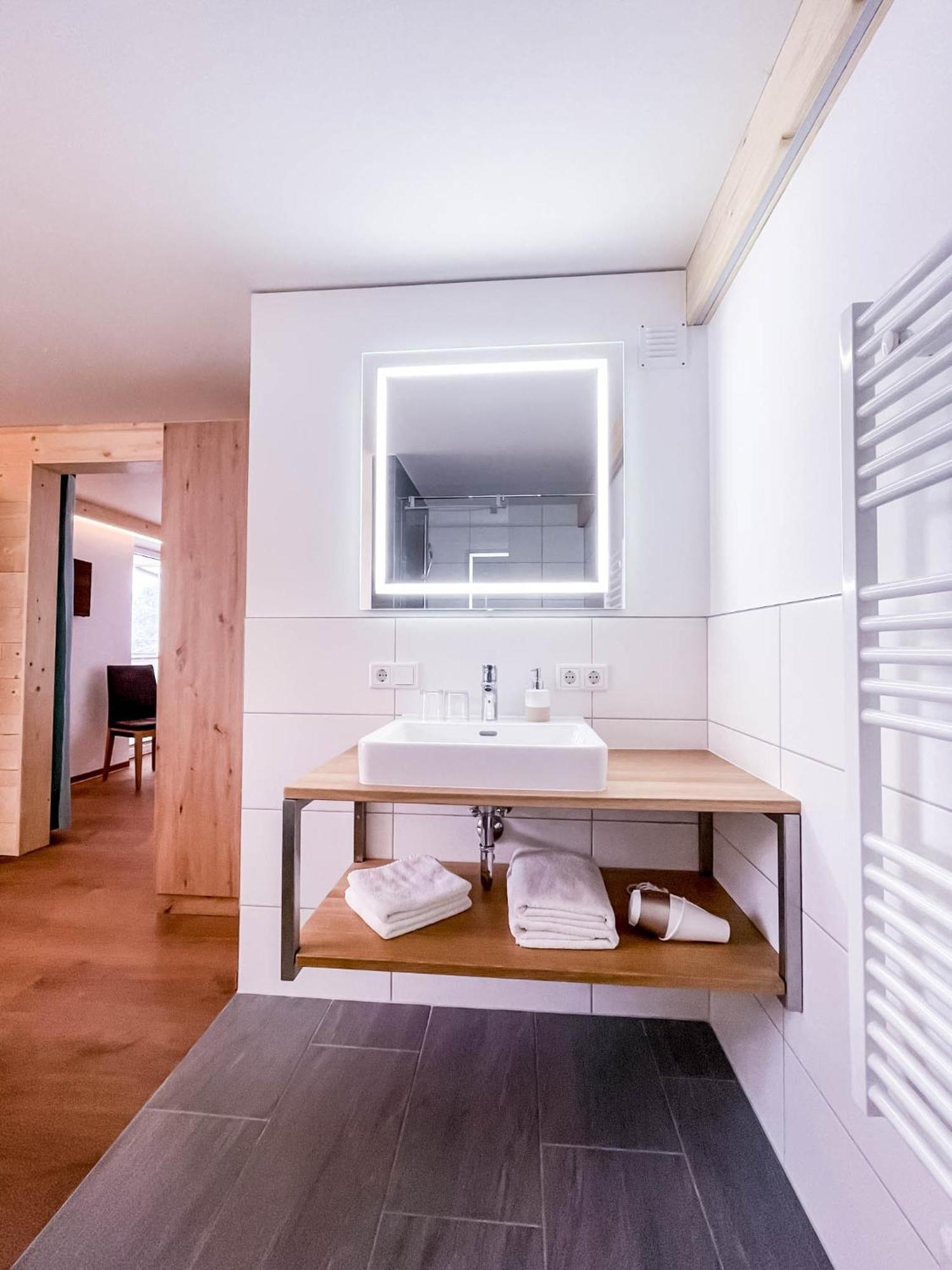 Gluexplatzl Appartements Am Wald ซังต์ มาร์ติน อัม เทนเนนเกอเบียร์เกอ ห้อง รูปภาพ